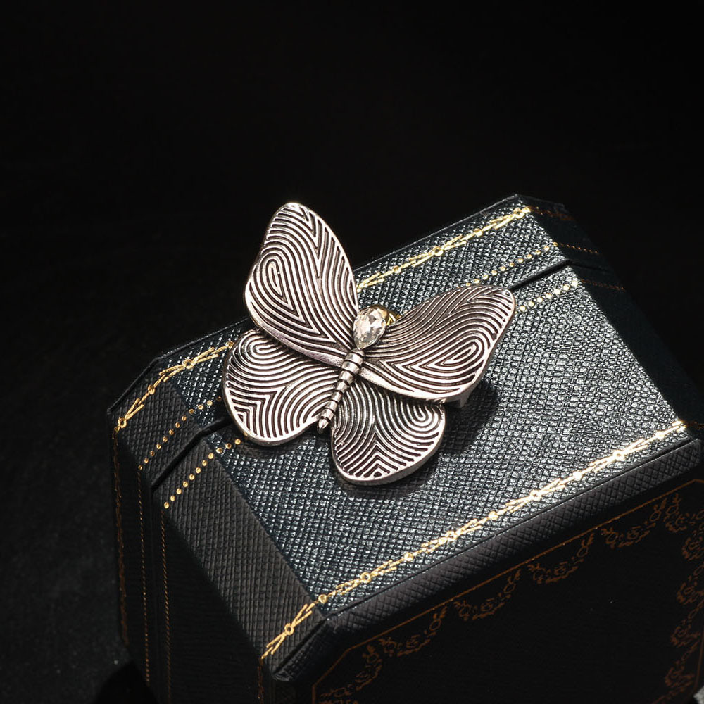 All Seasons Season Unisex Gender Plating Design IG Style Pin Butterfly Alloy Plating Unisex Brooches