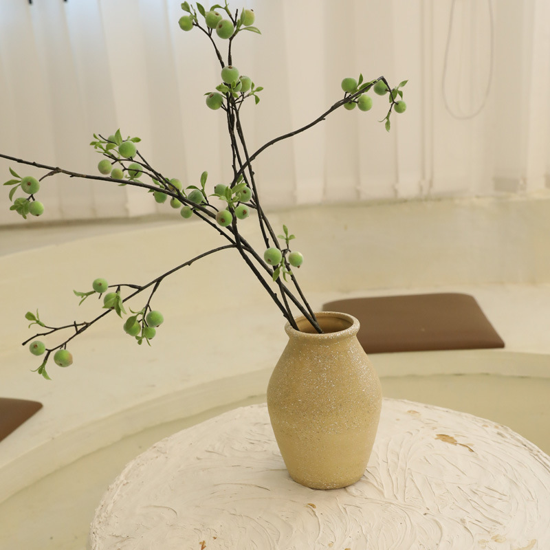 Rustic Antique-Style Faux Floral Arrangement Tabletop Vase Flower Holder Vintage-Style Ornament Dried Flowers