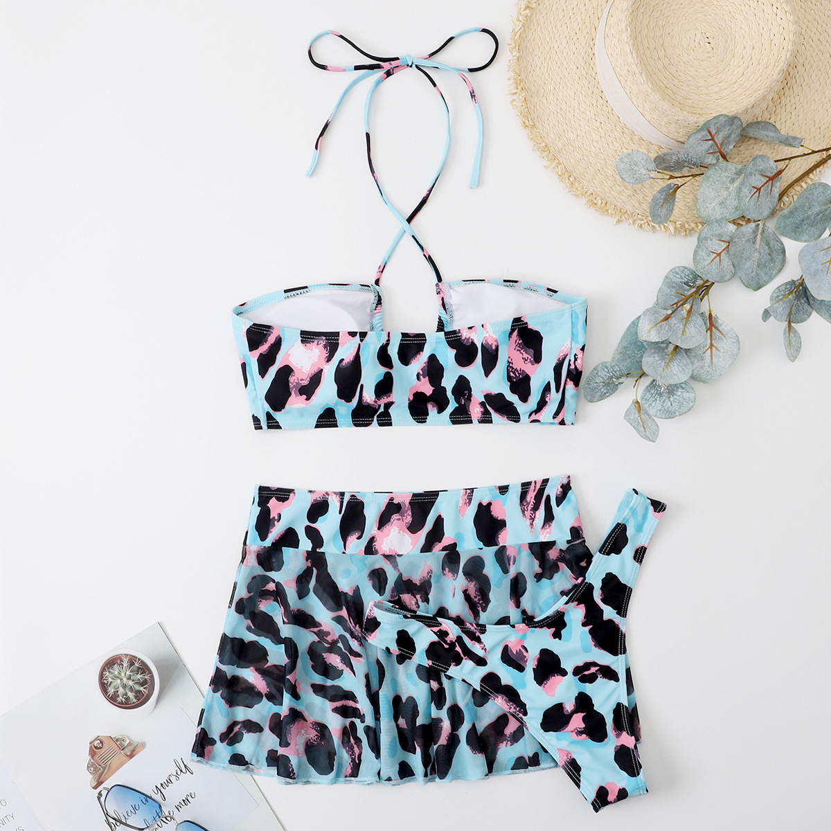 2022 nuevo popular europeo y americano de la moda impresa de estampado de leopardo Mujer traje de baño Bikini de tres piezas