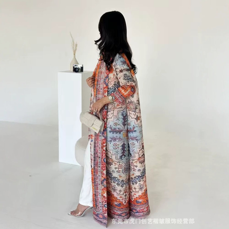 Miyake pleated cross-border foreign trade fashion trench coat women's autumn hot-selling elegant commuter cape coat for women Miyake pleated cross-border foreign trade fashion trench coat women's autumn hot-selling elegant commuter cape coat for women