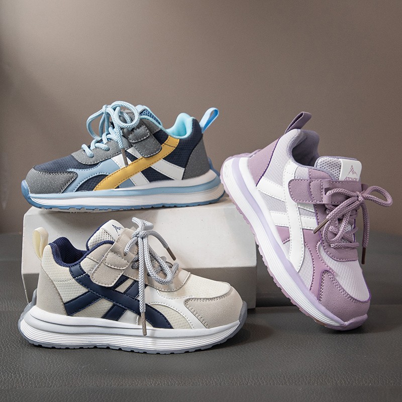 Zapatos deportivos para niños 2025 primavera y otoño nuevos zapatos de running de suela suave para niños zapatos casuales para niños grandes zapatos de skate