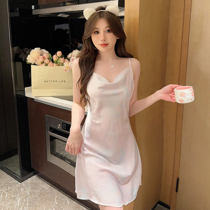 Más de 2024 Correa camisón de verano de las mujeres puro deseo pijamas de alto grado sentido swing collar satén Delgado homewear venta al por mayor