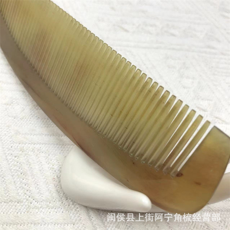 Natural Goat Horn Comb 18cm Wide Tooth Massage Comb for Scalp Meridian Care and Gua Sha quality and texture