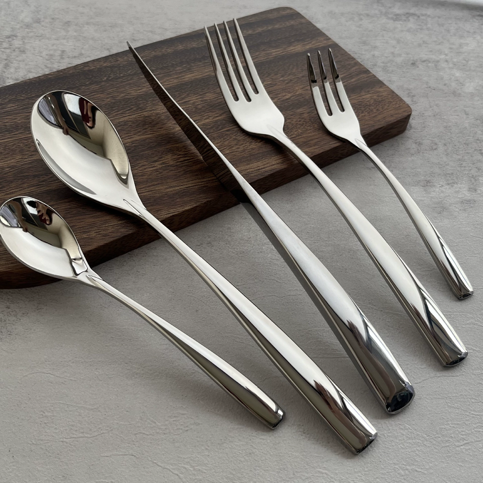 Cosmopolitan Western cutlery steak knife, fork and spoon export thickened stainless steel cutlery knife, fork and spoon steak fork