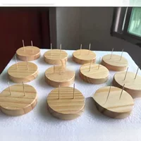 Прямые поставки с фабрики: подставка для куклы из шерсти с игольчатым креплением из массива дерева.