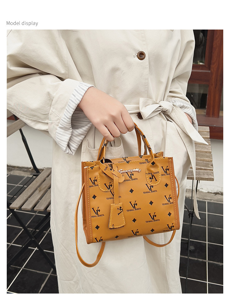 Women's Medium Pu Leather Solid Color Vintage Style Classic Style Zipper Handbag display picture 12