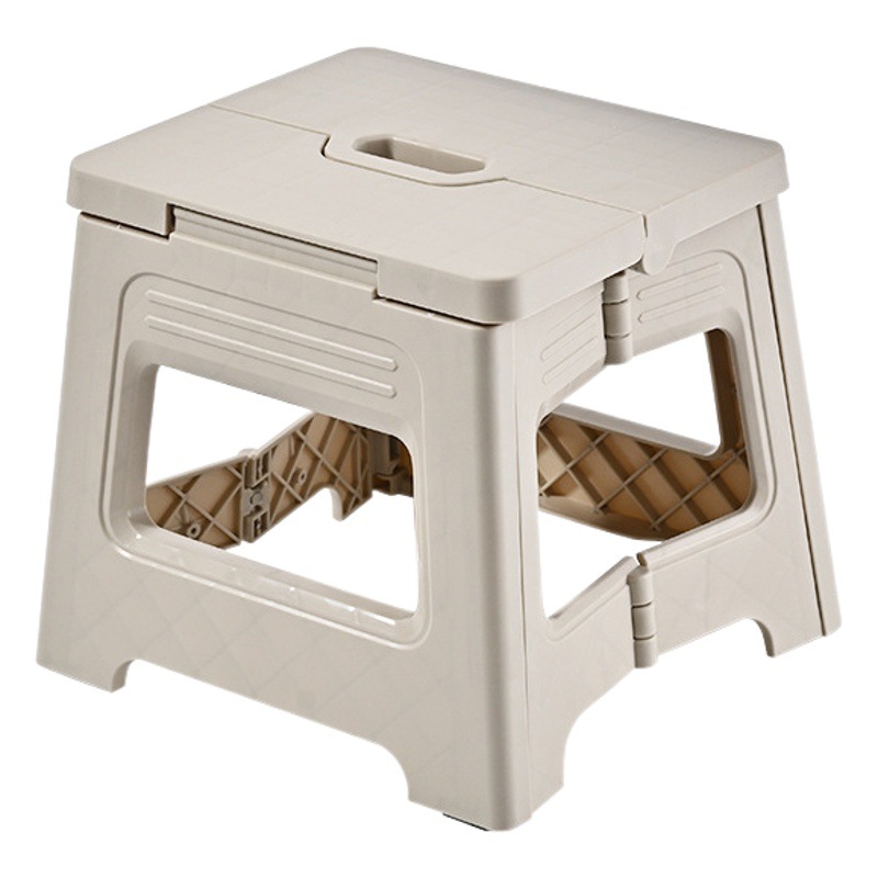 Plastic folding stool outdoor portable portable stool adult train Maza fishing stool shrink stool bath low stool