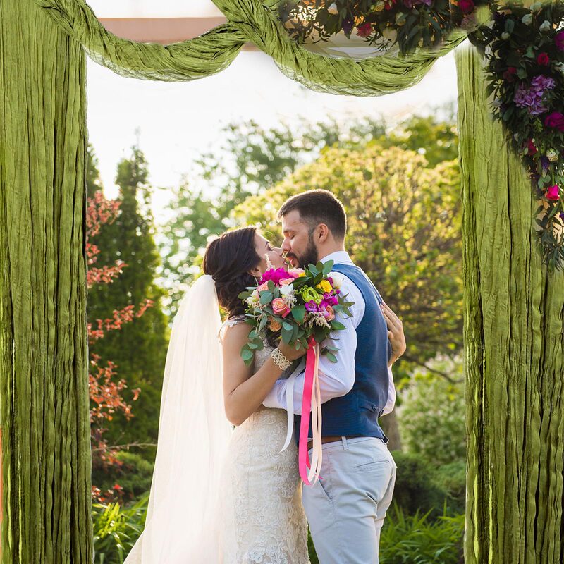 しわの結婚式のカーテンの装飾のデザート台の会議のテーブルの幼稚園の活動の装飾の布のチーズの布のテーブルの旗の配置|undefined