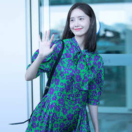 林允儿韩星同款2013夏季新款女装系带短袖绿叶片印花中长款连衣裙