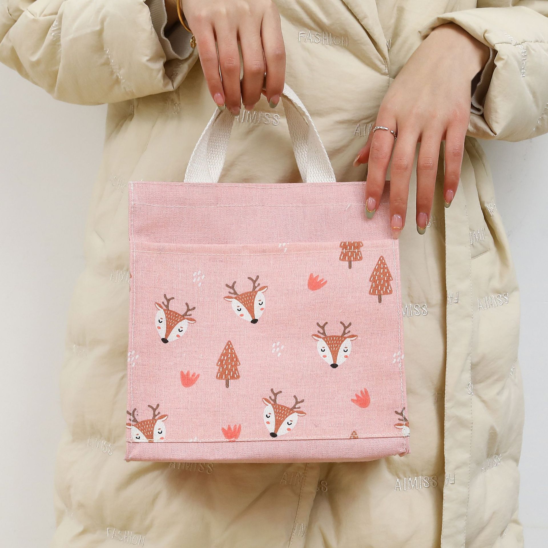 Bosque animal rosa (22*12*22)