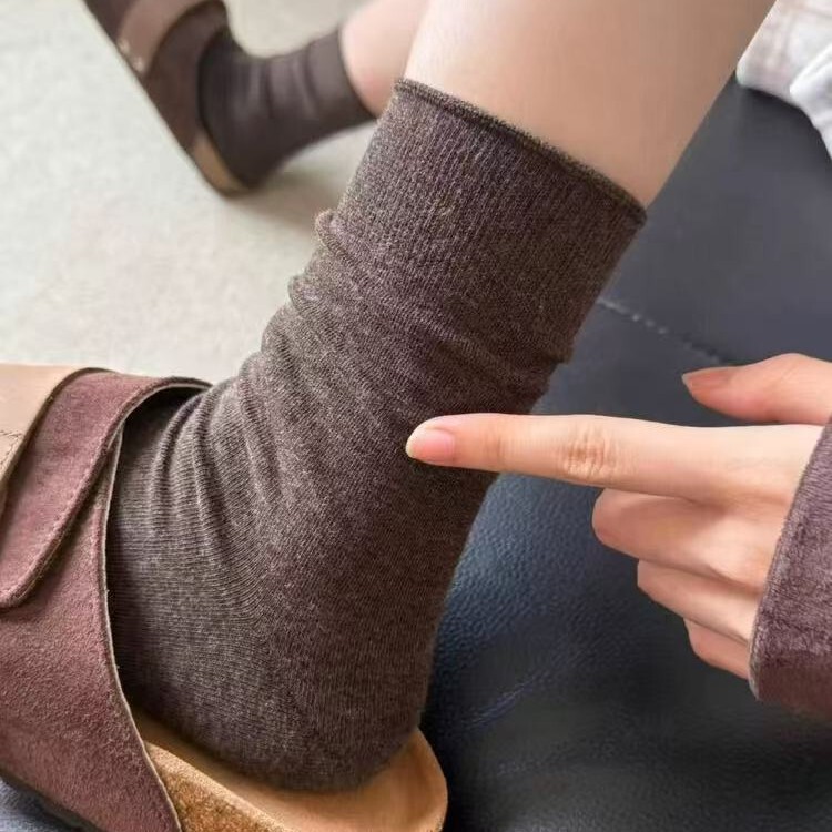 Brown Slouch Socks for Women, Autumn and Winter Vintage Rolled Edge Solid Color Mid-Calf Socks, Spring and Autumn Japanese Style Pure Cotton Seamless Versatile Long Socks Brown Slouch Socks for Women, Autumn and Winter Vintage Rolled Edge Solid Color Mid-Calf Socks, Spring and Autumn Japanese Style Pure Cotton Seamless Versatile Long Socks