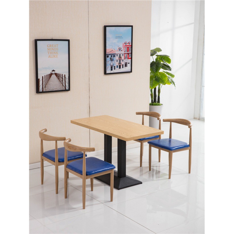 다층 보드 1 테이블 4 의자 오크 컬러 + 블루 패드