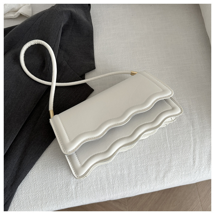 302g Weight Sewing Thread Fashion Element Flip Cover Closure Type Single Shoulder Strap Strap Type Square Bag Bags Type Casual Occasion Pu Leather Material Solid Color Pattern All Seasons Season Women's Gender Streetwear Style Square Shape Small Size Women's Small Pu Leather Solid Color Streetwear Sewing Thread Square Flip Cover Square Bag 24