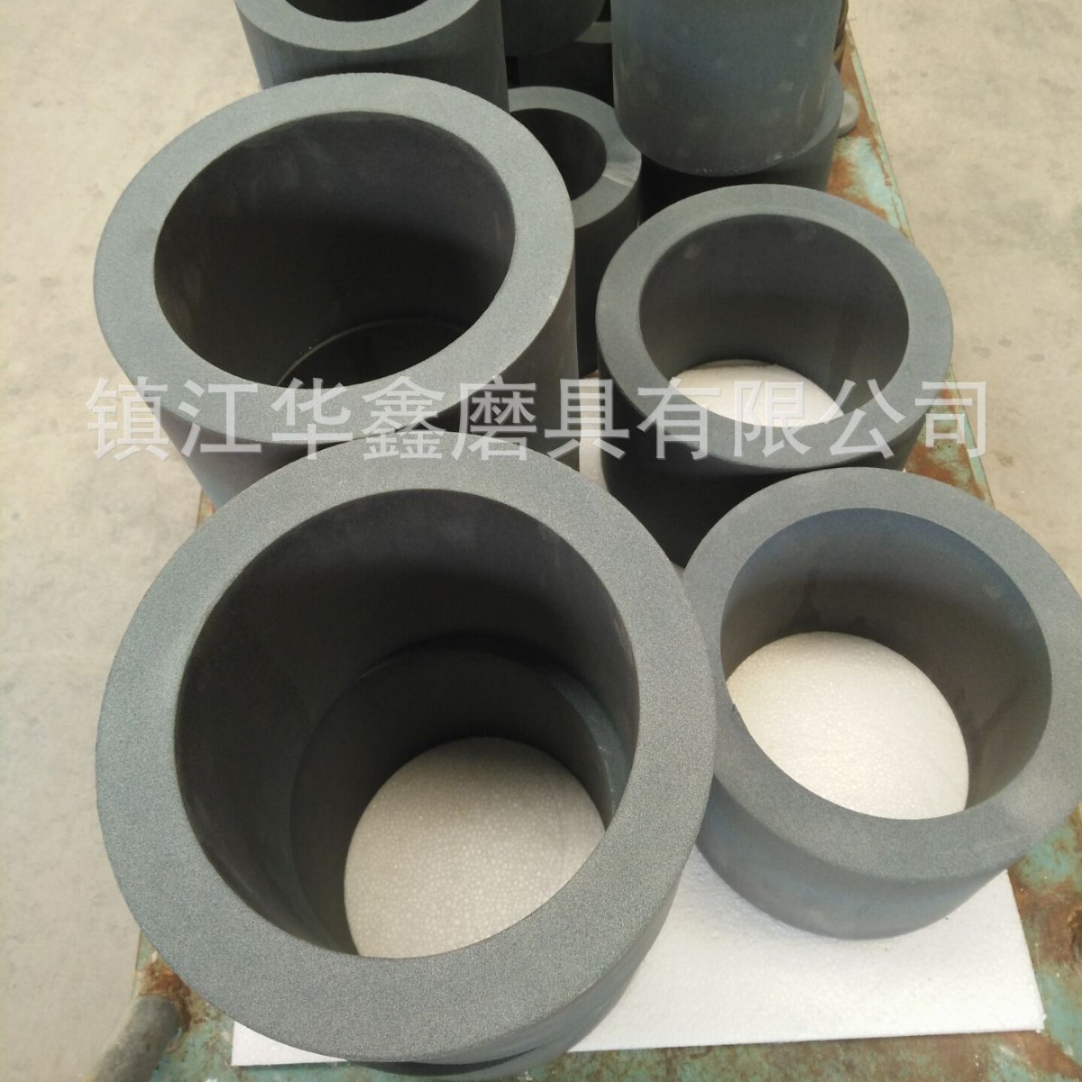 源头厂家  生产 碳化硅筒形过滤板 砂轮 圆形气化板 批发生产