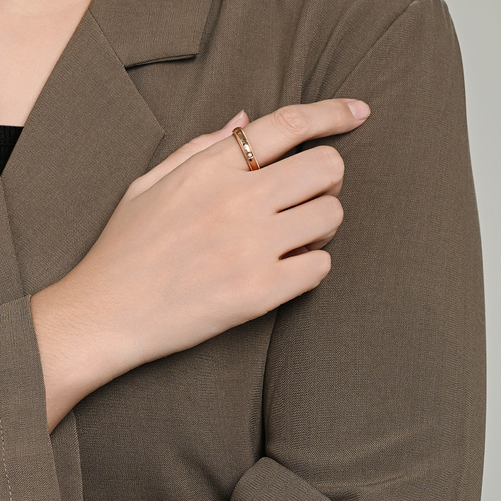 Partnerringe aus Titanstahl, König- und Königinnenschmuck, klassisch-modisch, geometrisch, Unisex-Jubiläumsring_voghion.com