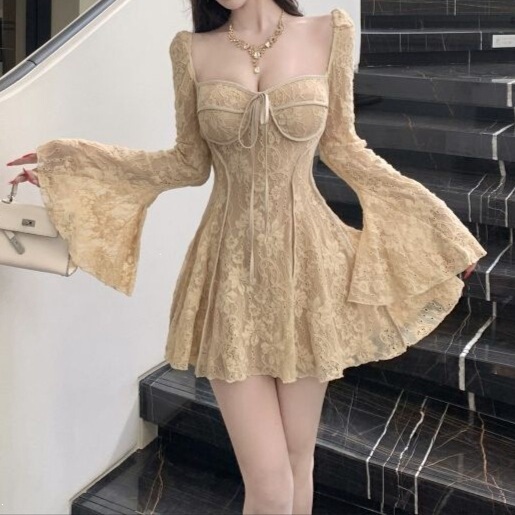 Petite French-Style Niche Pure Desire Lace Embroidered Square-Neck Long-Sleeve Short Dress Birthday Dress Date Dress