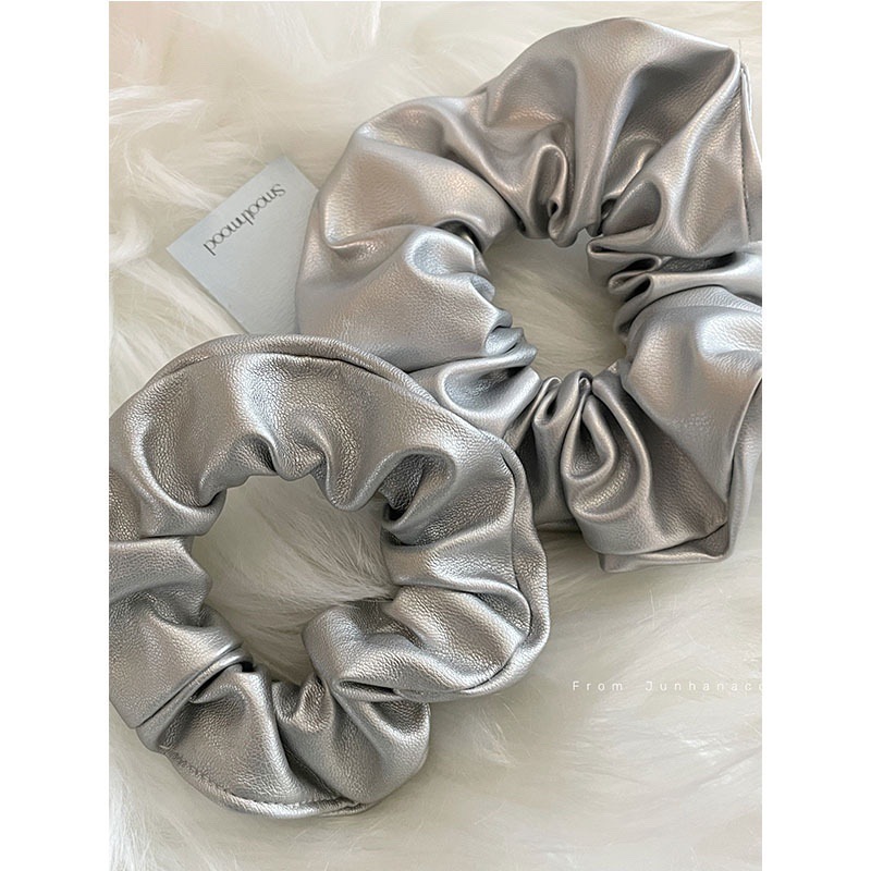 Holiday, Daily Occasion Pu Leather Material Women's Elegant Simple Style Solid Color Pu Leather Pleated Hair Tie