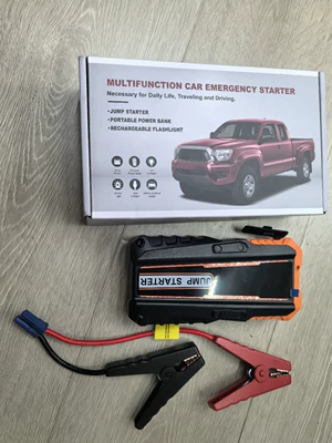 Portable Car Emergency Starting Power Supply, Large-Capacity Battery, Emergency Jump Starter, Emergency Power Bank (Car on the line of fire)