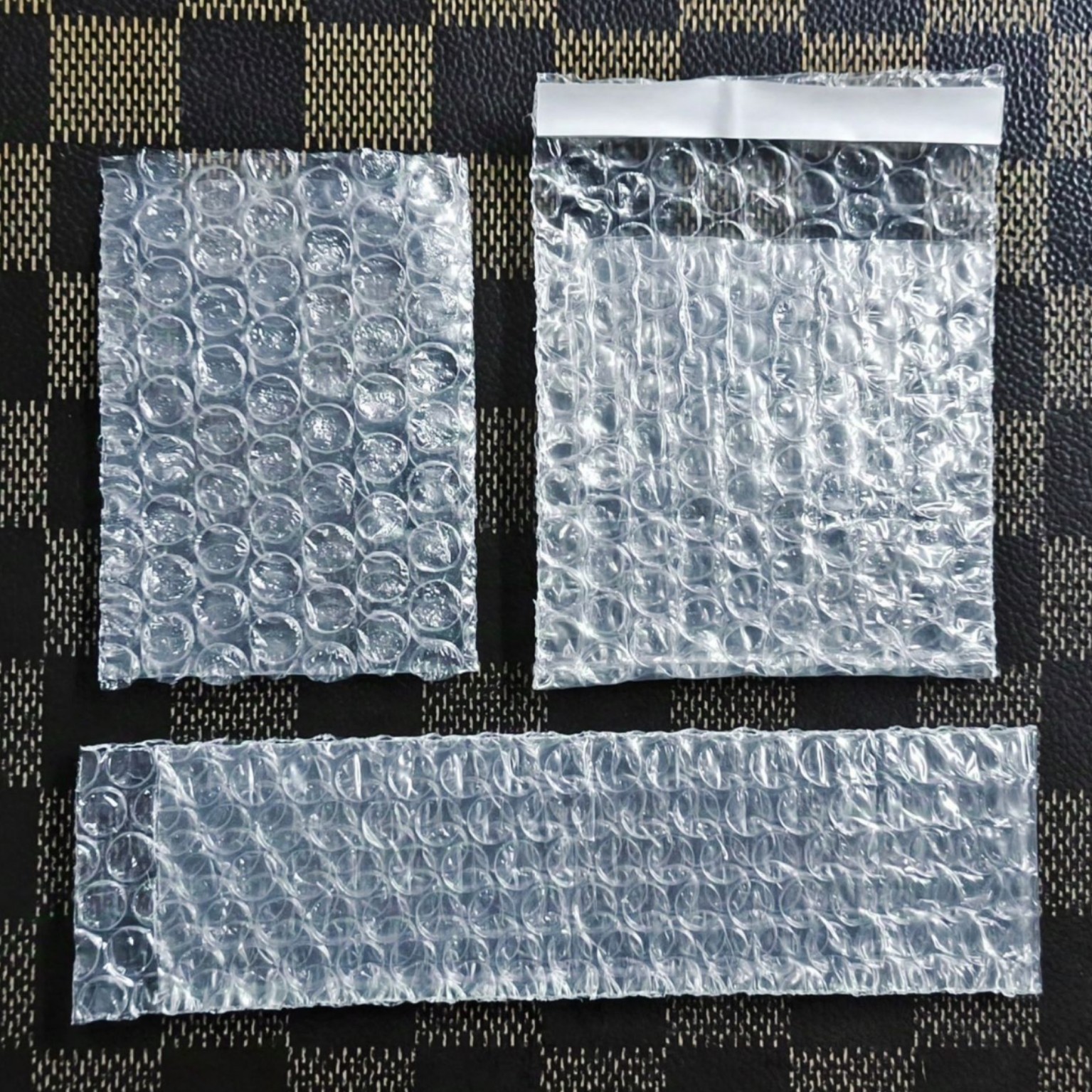 专业做各大小规格 泡沫袋 泡泡袋，气泡袋，汽泡袋