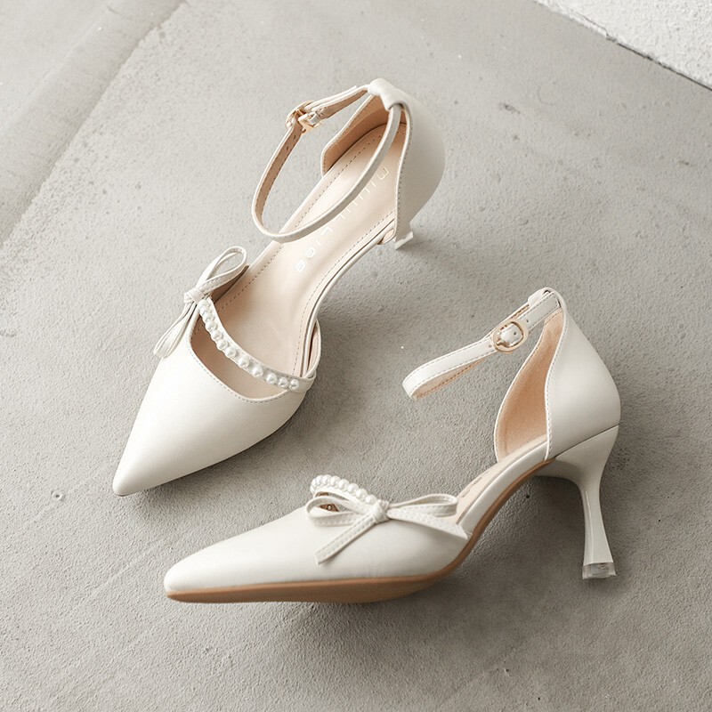 White High Heels Summer 2025 Model, Comfortable and Versatile, Single-Strap Niche Shoes, French Pointed Toe, Thin Heel, Bridesmaid Shoes for Women White High Heels Summer 2025 Model, Comfortable and Versatile, Single-Strap Niche Shoes, French Pointed Toe, Thin Heel, Bridesmaid Shoes for Women