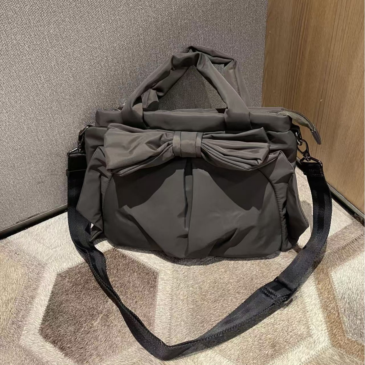 Korean Nylon Bow Handbag & Crossbody Bag For Women 2026 Spring New Large Capacity Minimalist Commuter Shoulder Tote - Thumbnail 3