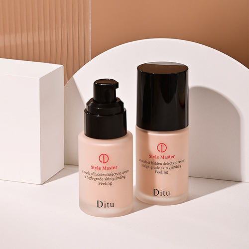 Ditu Ditu style master long-lasting makeup liquid foundation, long-lasting makeup, oil control, no acne, natural concealer, moisturizing red label