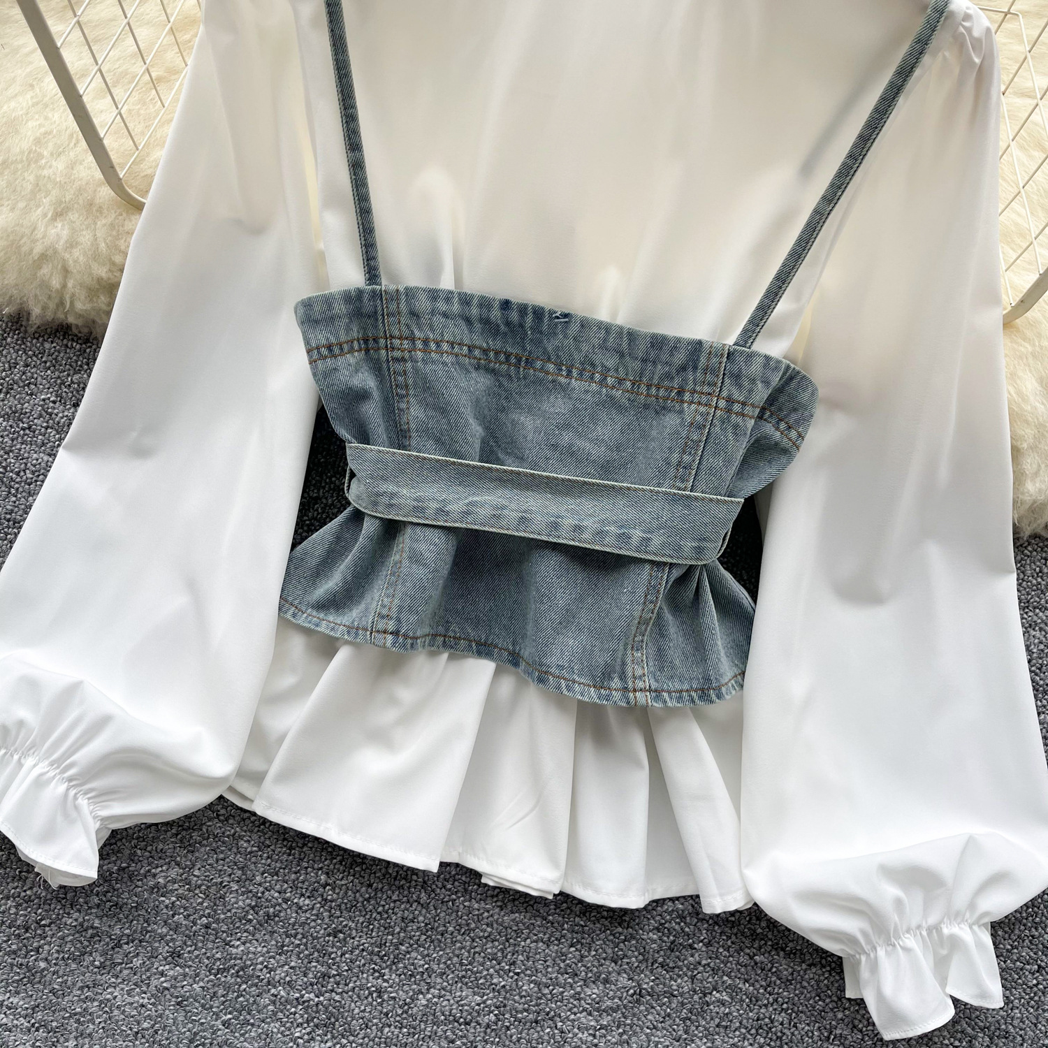 Ropa de mujer Traje de temperamento de alta gama de estilo francés ligero de lujo para mujer Camisa de manga farol con cuello polo + chaleco con tirantes en la cintura con diamantes_voghion.com