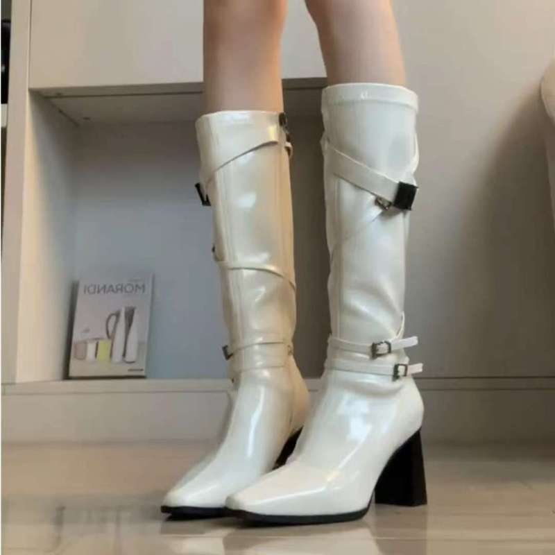 白色粗跟高跟长筒靴女欧美漆皮粗跟方头皮带扣骑士靴不过膝时装靴|undefined