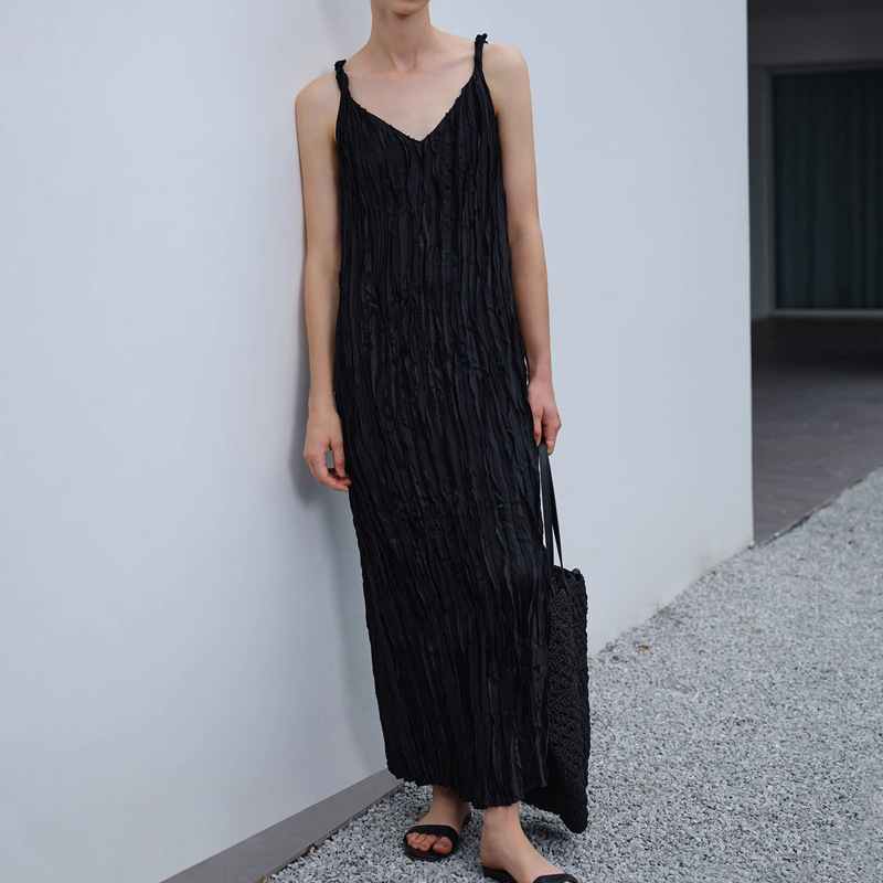 Chic Heavy-Duty Labor-Intensive Irregular Feather Pleats_Crepe Acetate Satin Hand-Twisted V Neck Dress