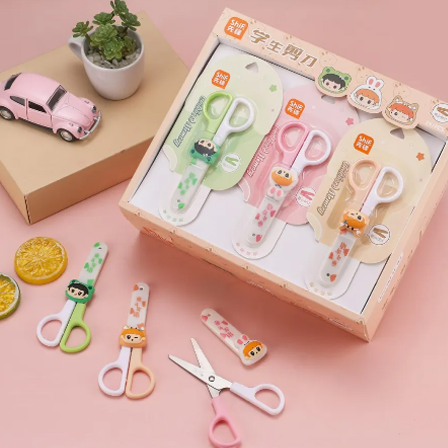 만화 귀여운 가위 [랜덤]