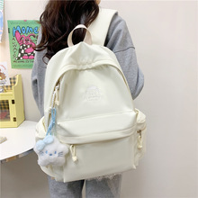 �r�к��s���ֵ�ǹ�ɫ����������У�@�W������1-6�꼉�p�米��Ů