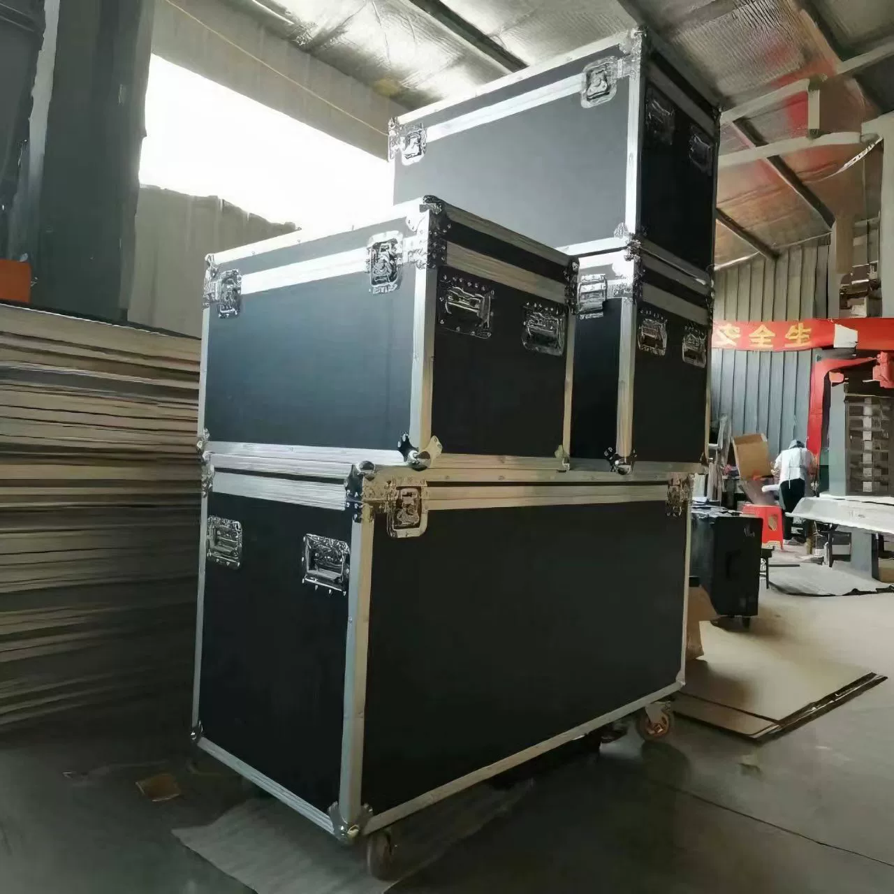 Индивидуальный универсальный кейс для полета из алюминиевого сплава от производителя Hebei, противоударный ящик для инструментов для выставочных инструментов, робот