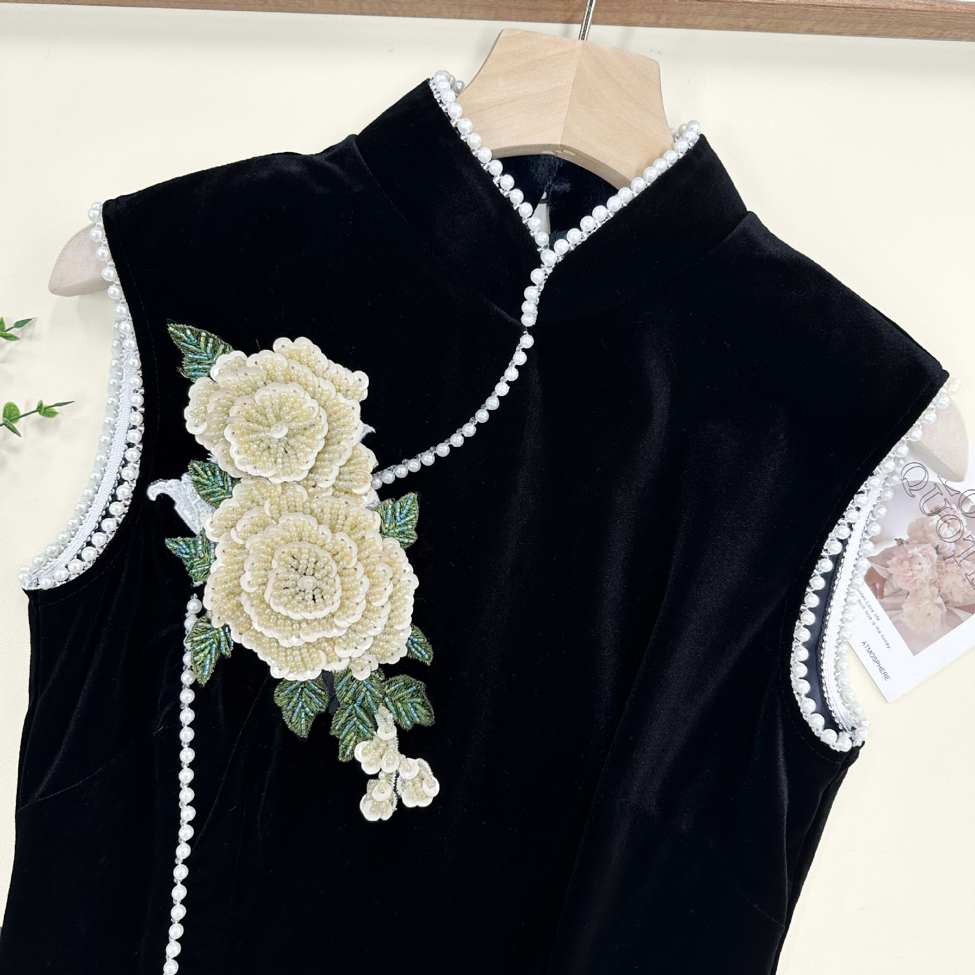Invierno pesado flores rojas cuentas bordadas de tela estilo nacional multicapa flor tridimensional vestido decoración de camisa image 5
