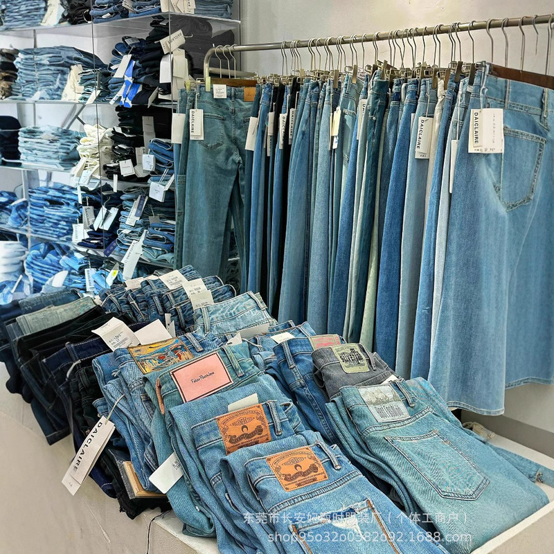 2025 New Fashion Versatile Wide-Leg Women's Denim Pants Factory Direct Sale Straight-Leg Dad Jeans for Women