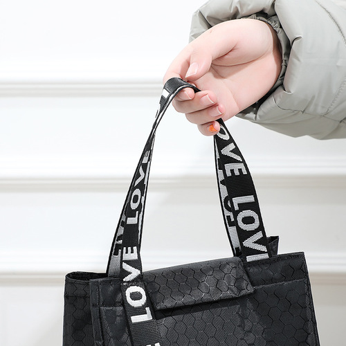 Cross-border best-selling insulated lunch bag with handle for office and lunch, aluminum foil thickened rice box bag, simple bento bag