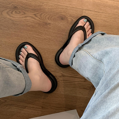 Women's Summer New Slides Soft Sole Indoor Anti-Slip Outwear Lightweight Fashion Beach Sandals