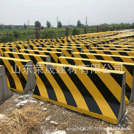 高速公路改扩建水泥隔离墩新泽西护栏 防撞墩水泥隔离墩