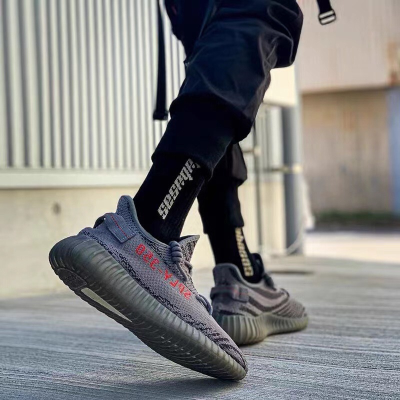 European and American fashion brand ins pure cotton mid-tube socks Kanye same yeezy coconut matching socks hip-hop skateboard for men and women