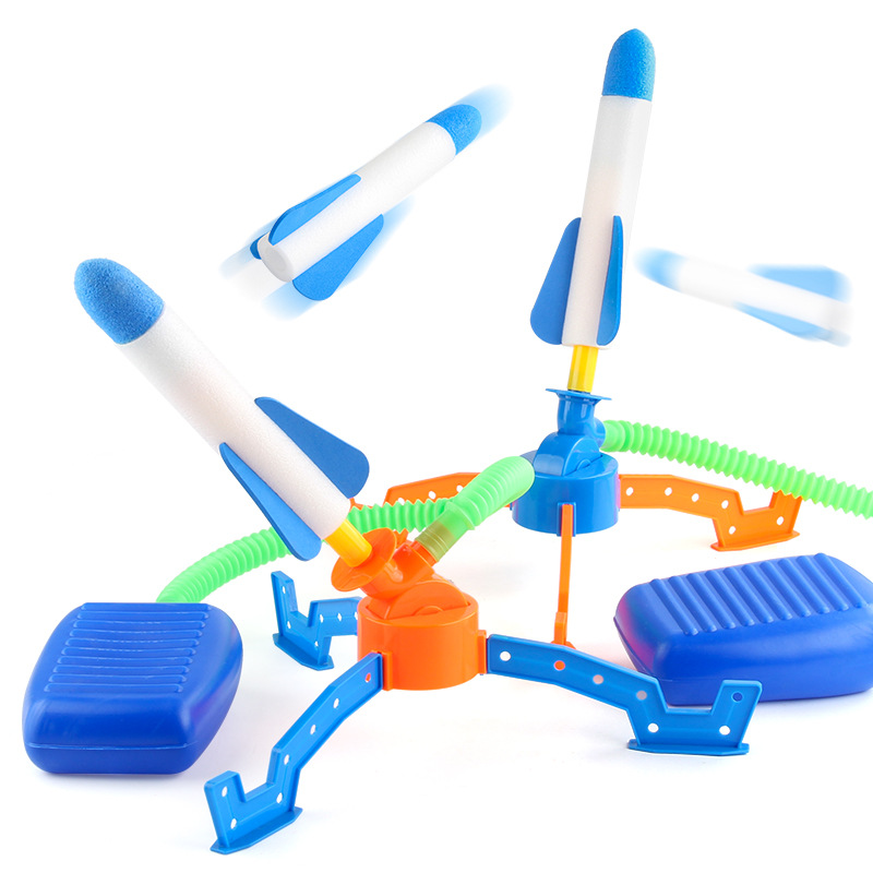 Los niños transfronterizos pie-stepping skyrocket catapulta emisora de luz al aire libre volando cielo flash lanzamiento cohete pistola ocio juguete