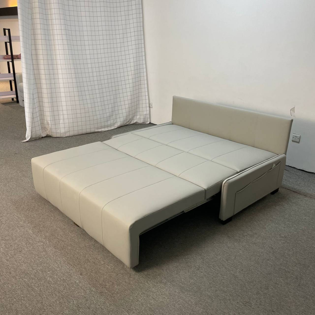 Sofá cama plegable de doble uso pequeño apartamento de sala de estar almacenamiento multifuncional látex sofá de piel triple persona