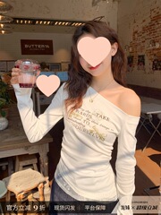 白色修身斜肩长袖恤女2025初春季绝美设计感露肩漂亮小上衣
