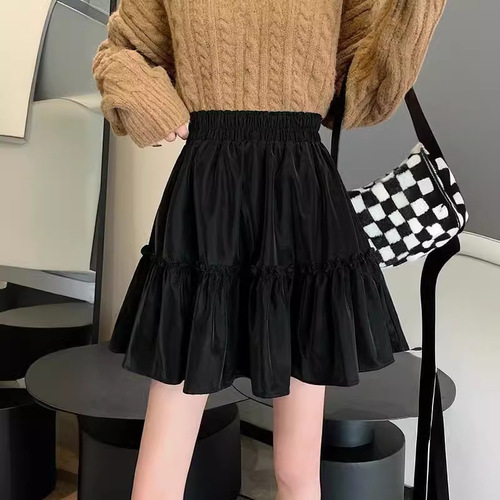 Sweet and cool pleated short skirt for women in spring, small, high-waist a-line cake skirt in winter, with sweater umbrella skirt 2025