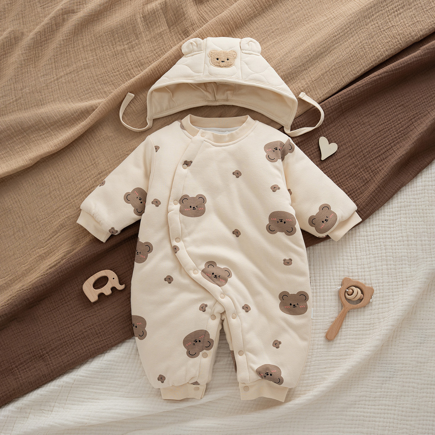 Estilo coreano nuevo Otoño e Invierno ins estilo bebé mono bebé mameluco caliente mameluco algodón engrosado algodón acolchado chaqueta al por mayor