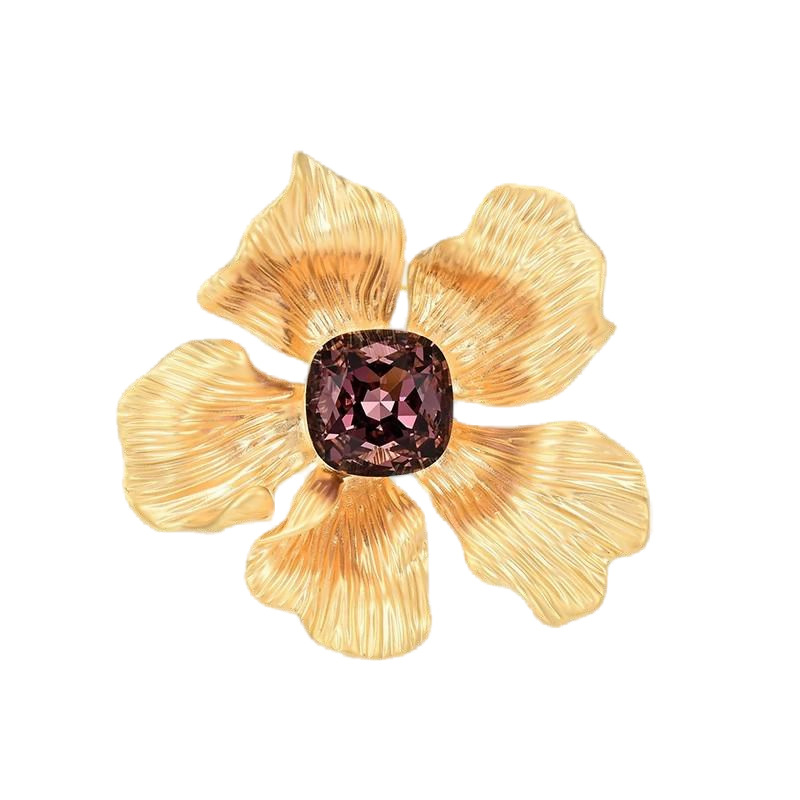 Decorative Baroque Filigree Brooch With Heirloom Crystals_voghion.com