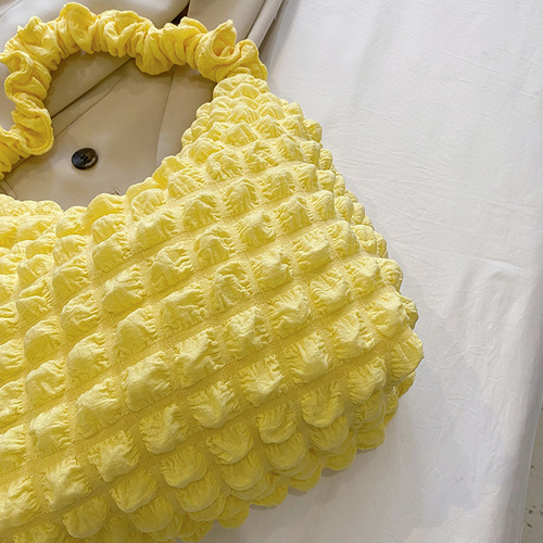 Korean Instagram mesh cloud pattern fashionable large capacity crossbody bag for women 2024 new bubble pleated shoulder bag