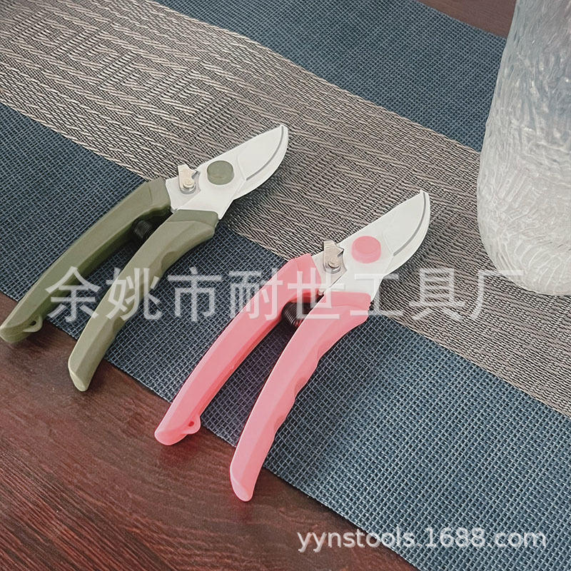 粉色军绿剪.jpg