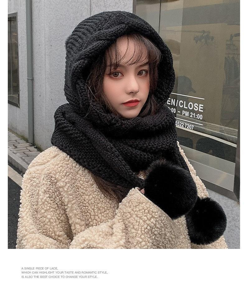 Sciarpa con cappuccio in maglia e protezione orecchie donna_voghion.com