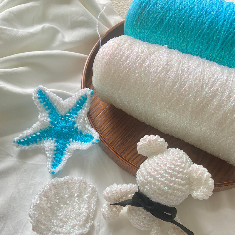 Flow gold yarn 100 grams handmade diy knitted scarf shawl sweater wiring four seasons wool barrel simple line burst shiny Flow gold yarn 100 grams handmade diy knitted scarf shawl sweater wiring four seasons wool barrel simple line burst shiny