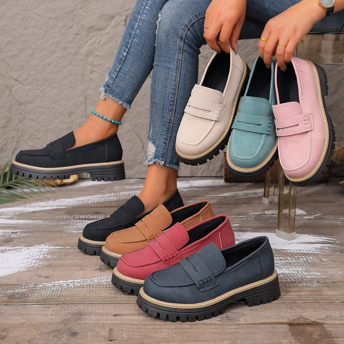 2025 Women's Round Toe Women's Frosted Flats Lazy Shoes Retro Flats European and American Style Large Size Casual Shoes