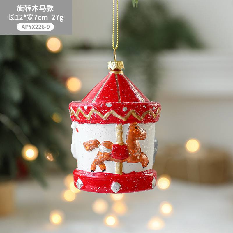 国境を越えた人気彩色プラスチッククリスマスペンダントカラークリスマスツリー装飾品異形雪だるま自動車ペンダントペンダント|undefined